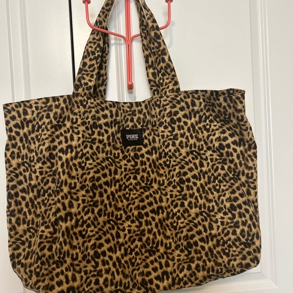 Victoria's Secret Handbags - Victoria's Secret Wild Leopard Tote